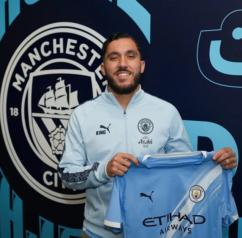 Rayan Cherki gia nhập Man City hè 2025