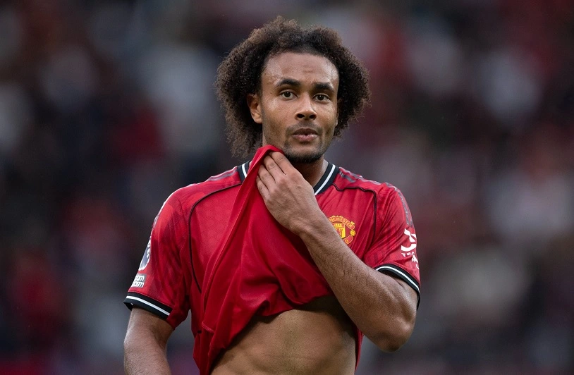 Zirkzee tính đường rời Man United trong nỗ lực trở lại ĐT Hà Lan